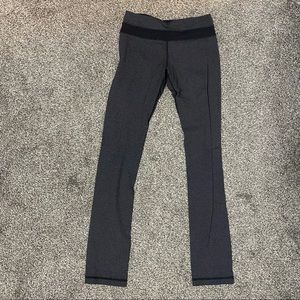 Lululemon leggings - older style - size 6.